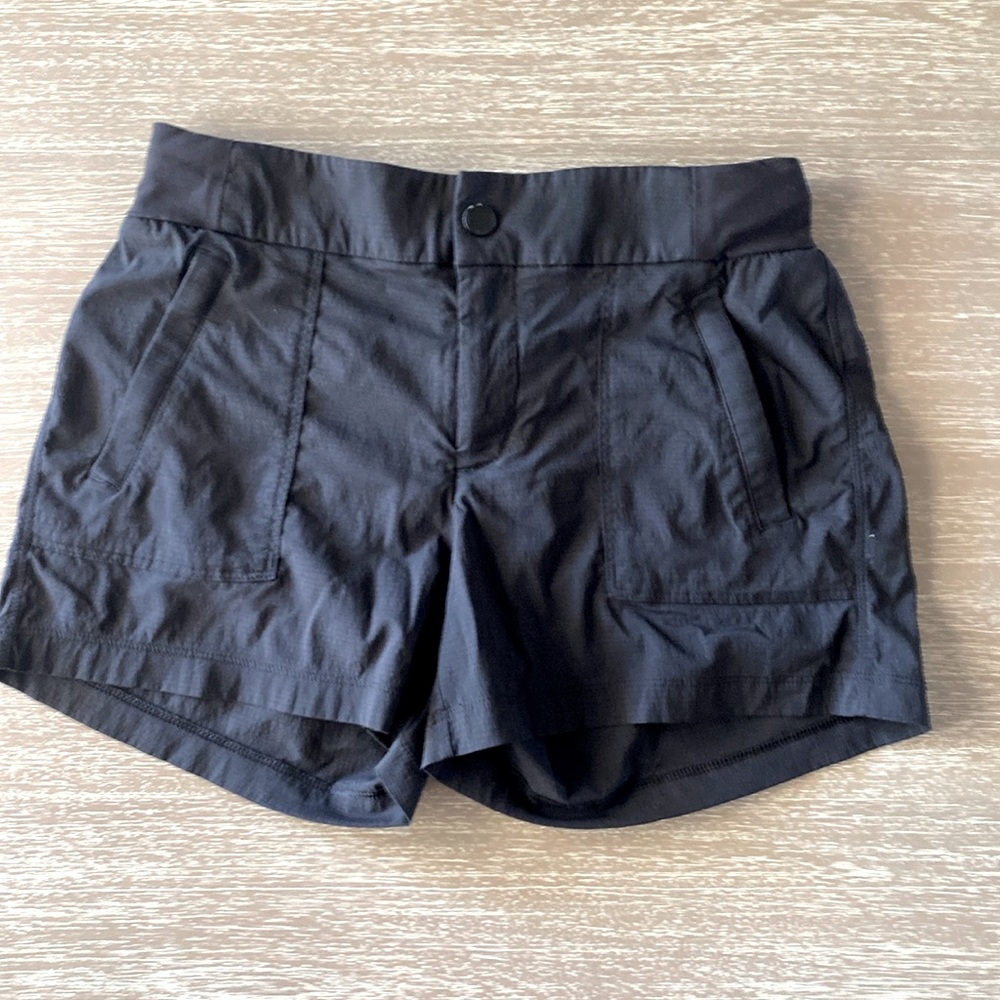 Athleta black shorts
